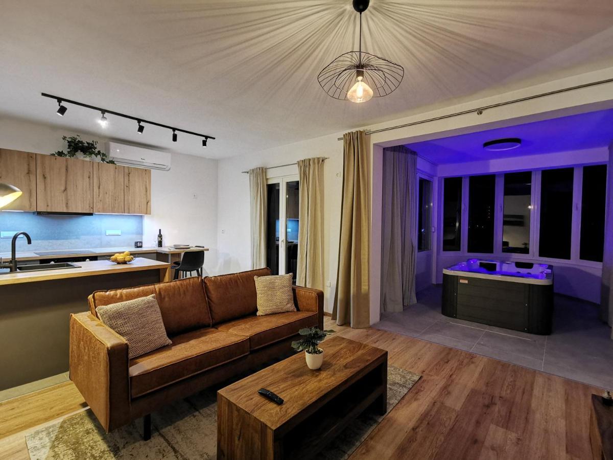 Apartments Viskovic Hvar Town Exterior photo