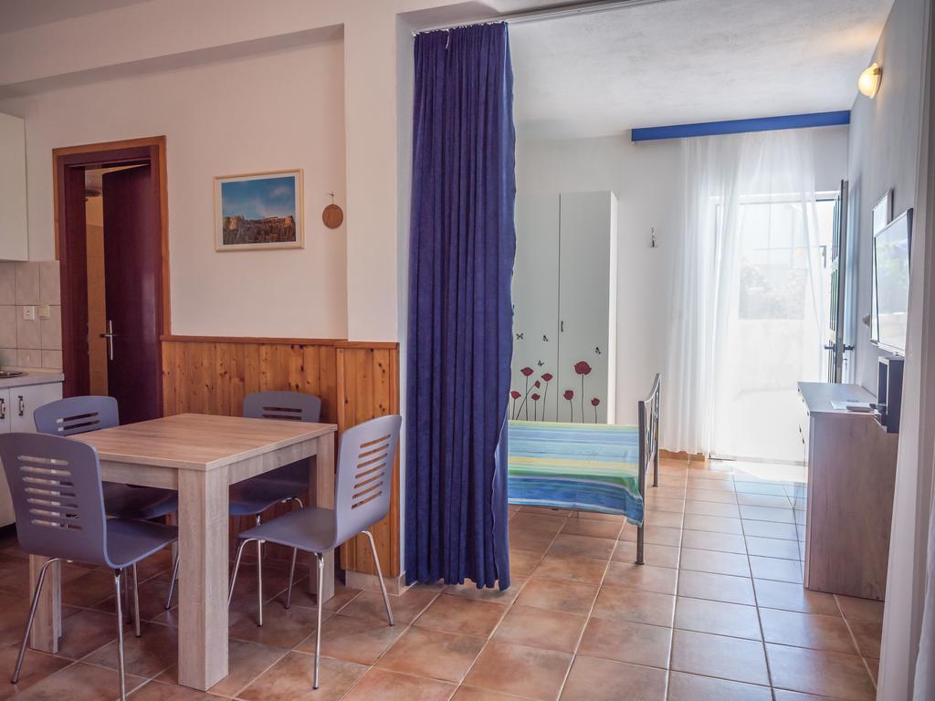 Apartments Viskovic Hvar Town Room photo