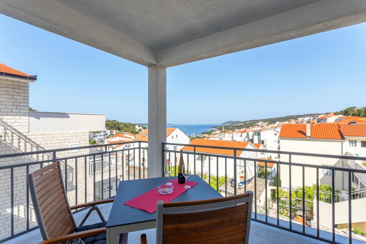 Apartments Viskovic Hvar Town Exterior photo