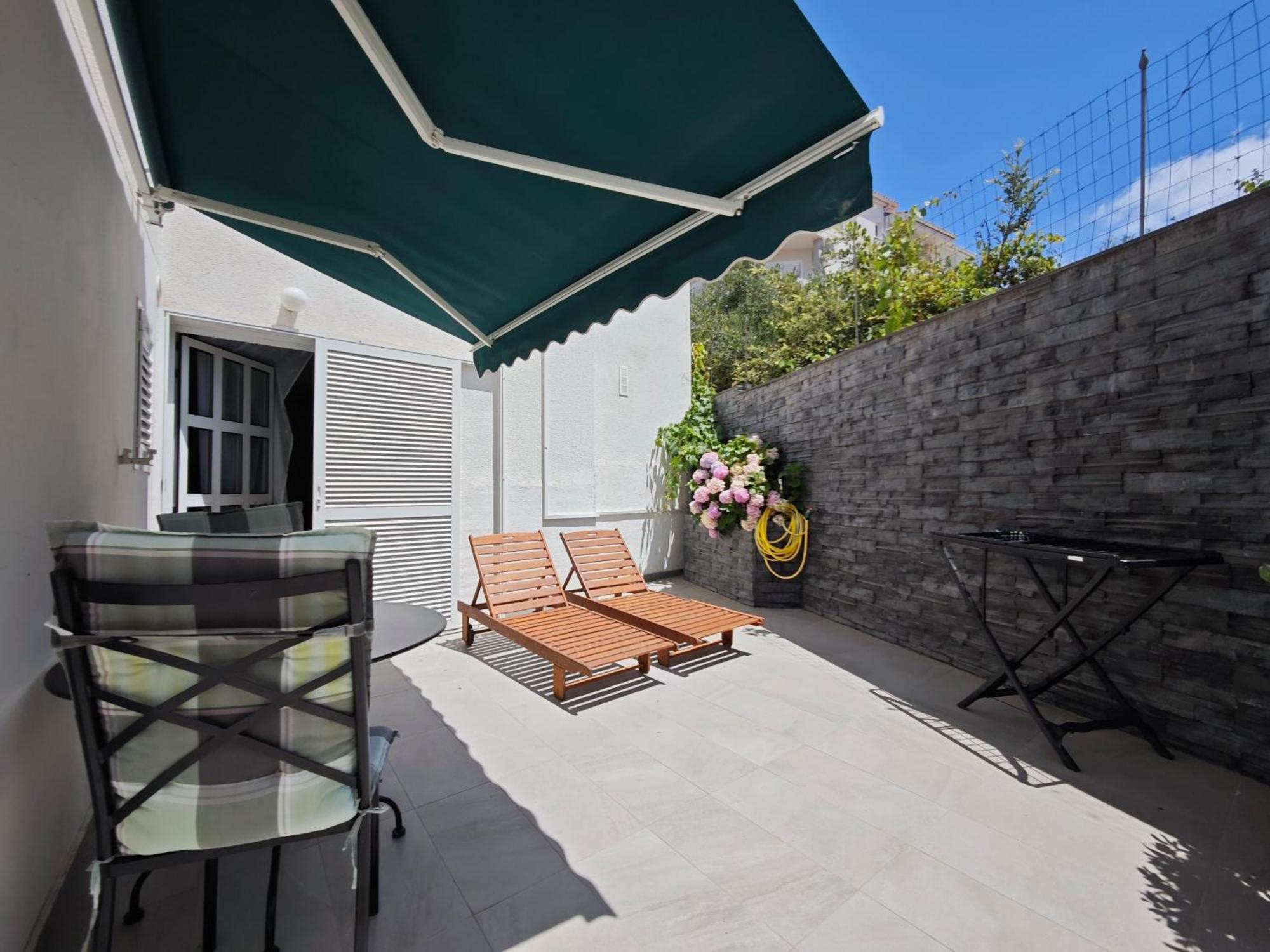 Apartments Viskovic Hvar Town Exterior photo